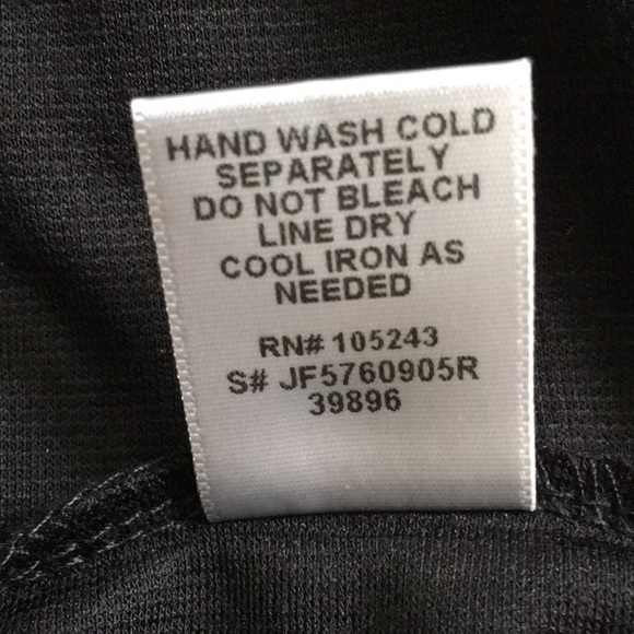 🚫🚫❗️SOLD❗️🚫🚫  Peplum Top - Picture 5 of 5